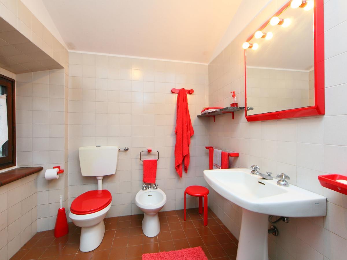 Holiday Home Il Mulino Di Cecco By Interhome La Ville Luaran gambar